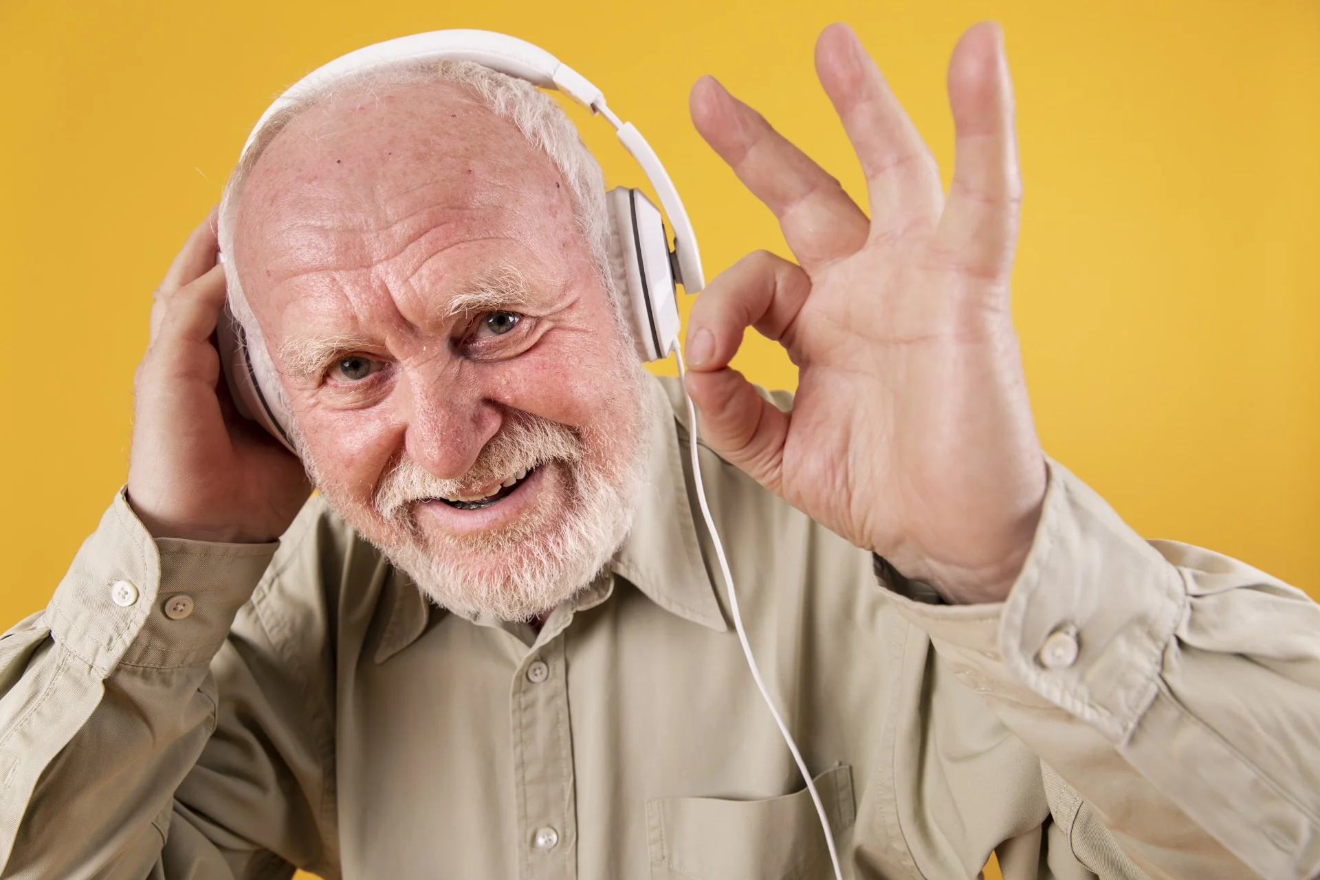 Kūrybinės dirbtuvės ir tinklalaidės „Kas kuria ryšį“